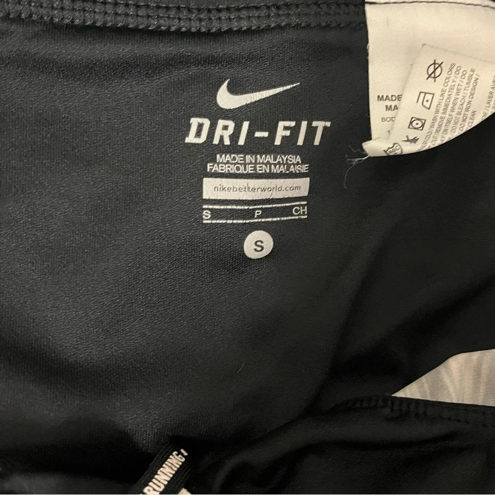 Nike Shorts Dri Fit Black White Gray Patterned Women’s Athletic Running Small - Picture 2 of 4